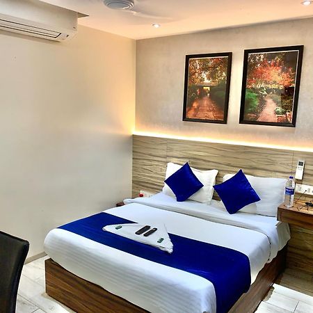 The Dream Residency Hotell Mumbai Exteriör bild
