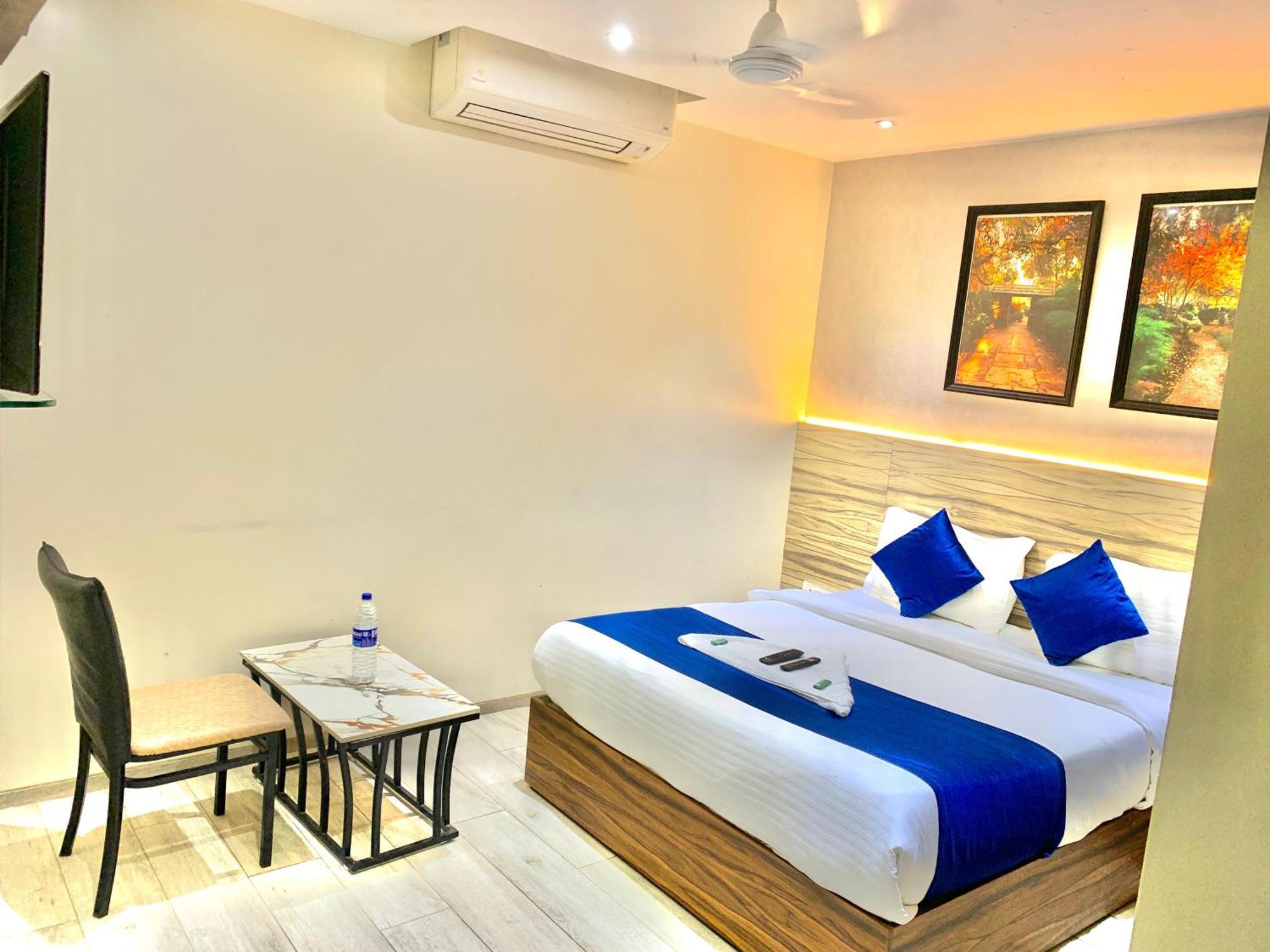 The Dream Residency Hotell Mumbai Exteriör bild